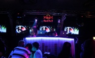 Uvođenje reda od strane sexy policajki u discotheque Magnus
