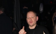 Uvođenje reda od strane sexy policajki u discotheque Magnus
