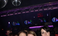 Uvođenje reda od strane sexy policajki u discotheque Magnus