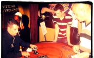 Chivas poker party u Mirage baru