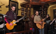 Ekipa u River pubu uživala u izvrsnoj svirci Prezzident benda