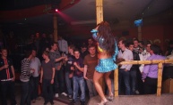 Noć striptiza u klubu Plava
