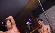 Noć striptiza u klubu Plava