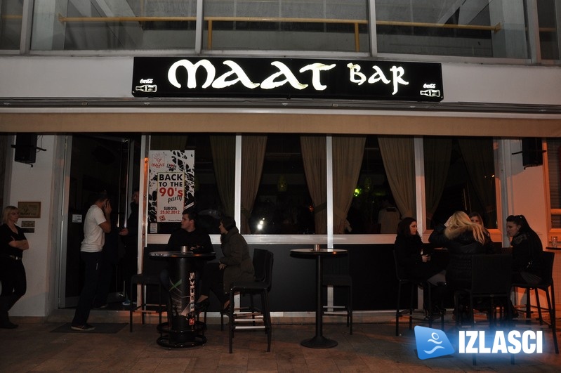 Ekipa u Maat baru ima vremeplov, skočili smo do 90-ih!