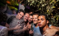 Sexy Foam Party in Jungle