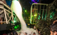 Sexy Foam Party in Jungle