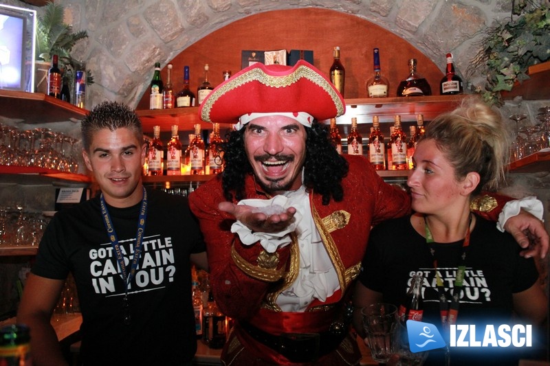 Žviždaljke se čuju, Captain Morgan je u Colosseumu!