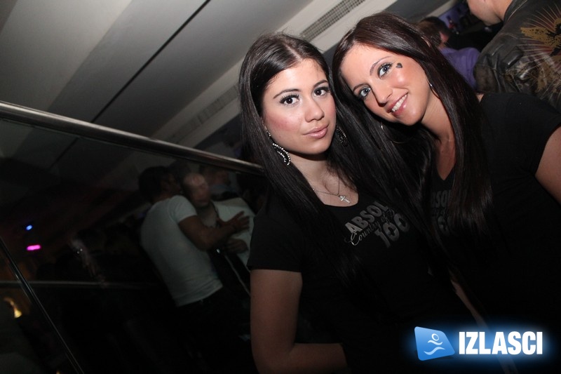 Let's celebrate with Jerry Ropero - Club Boa