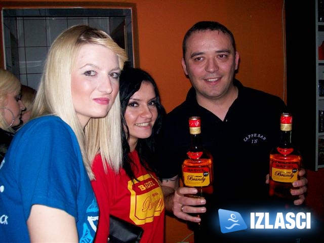 Badel Prima Brandy party u Caffe baru In, Komletinci