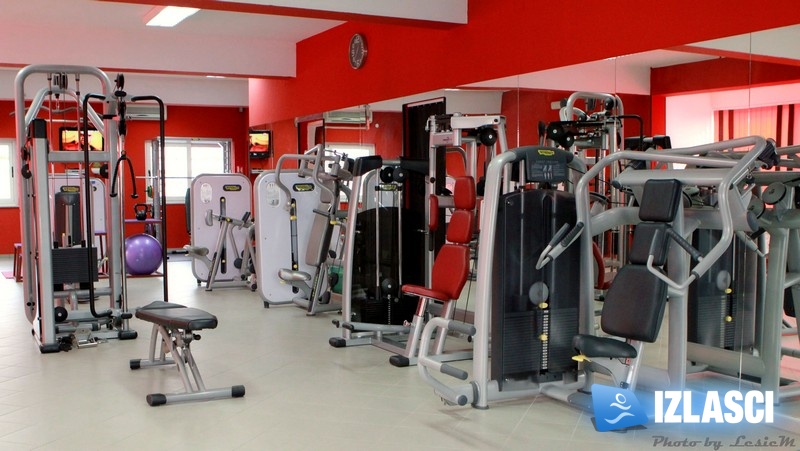 Ako želiš imat tijelo sexy - pumpaj u Fitness Studiu 9