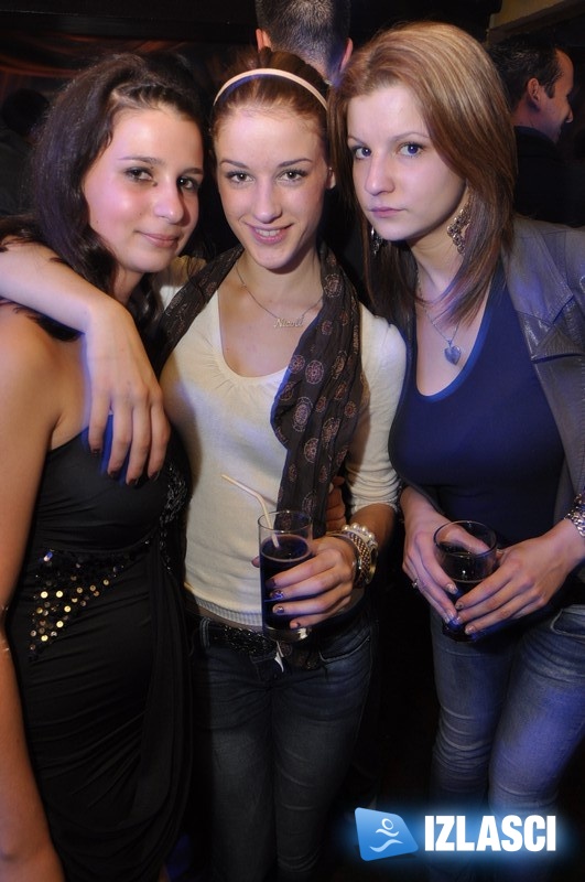 Nikola, Lester i Alex na velikom partyju povodom 7. rođendana Acapulca
