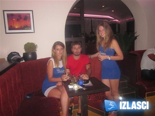 Ballantine's party @ Camel, Split