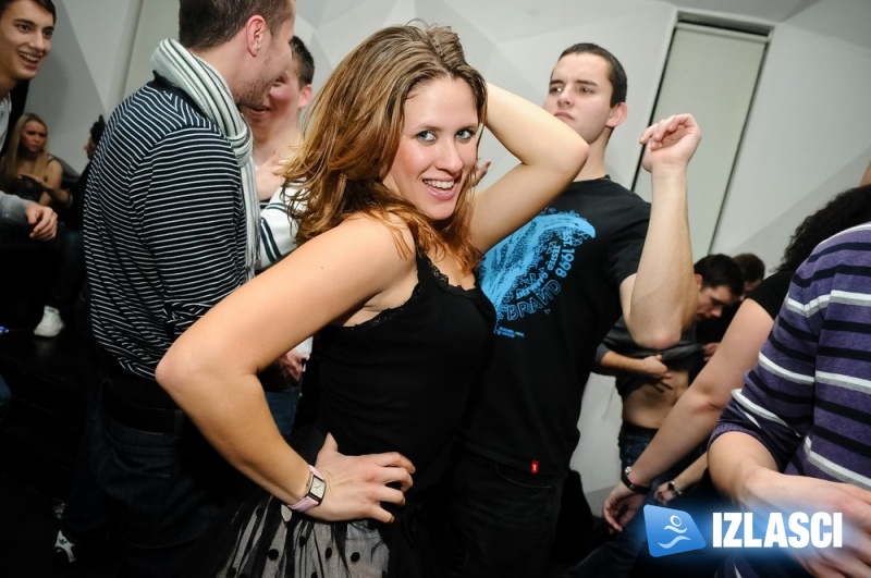 Clash of the mash party @ Aquarius club
