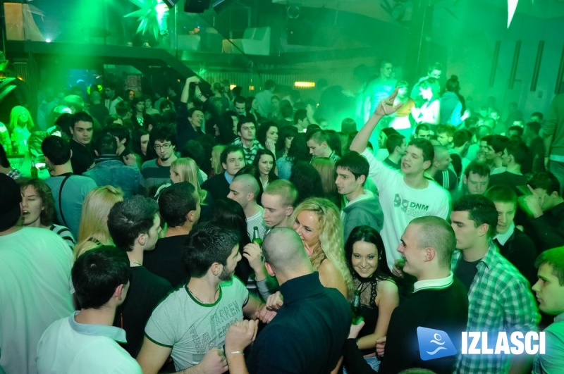 Clash of the mash party @ Aquarius club