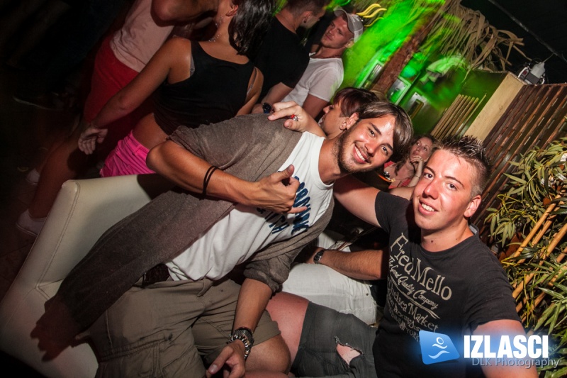 Foam party Full GAS i bez cenzure u clubu Jungle