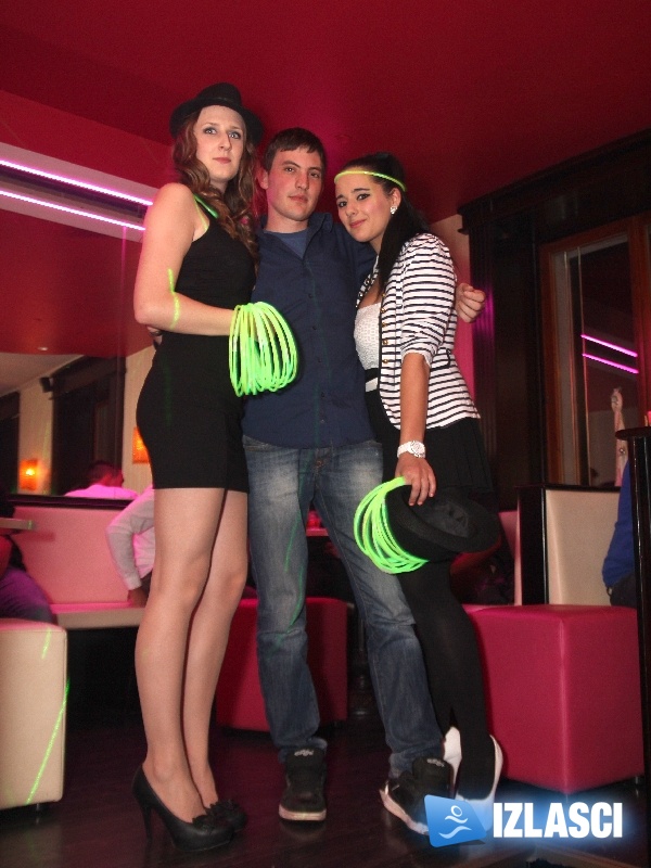 Heineken Party subotom @ Pazinska Kavana 