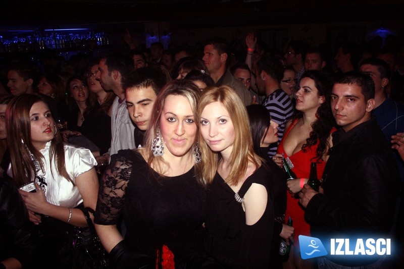 Grupa Magazin rasplesala cijeli Night Club Montana