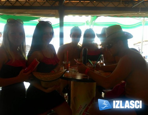 Nothing compares to Havana - summer tour 2012. (Beach bar Čiovo)