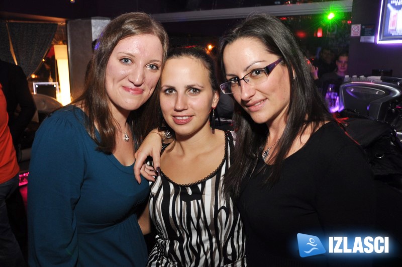 Rasplesana subota u Mystique clubu.
