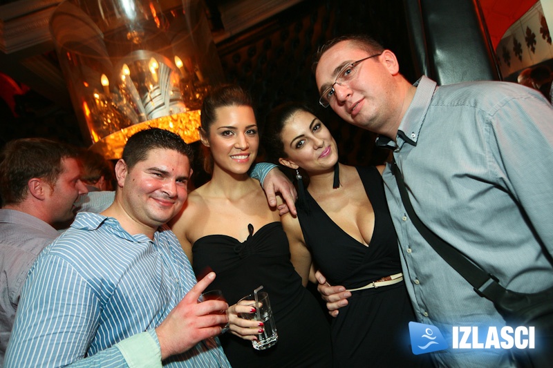 Sexy & I Know It party u Hemingwayu