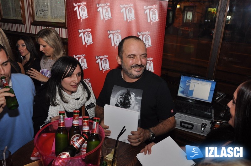 Tony Cetinski na karaoke partyju u Phanasu!