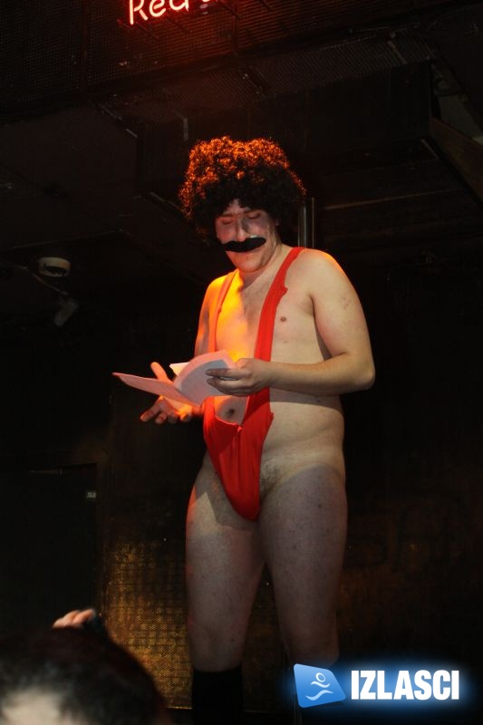 Život je maskenbal... Klub Uljanik