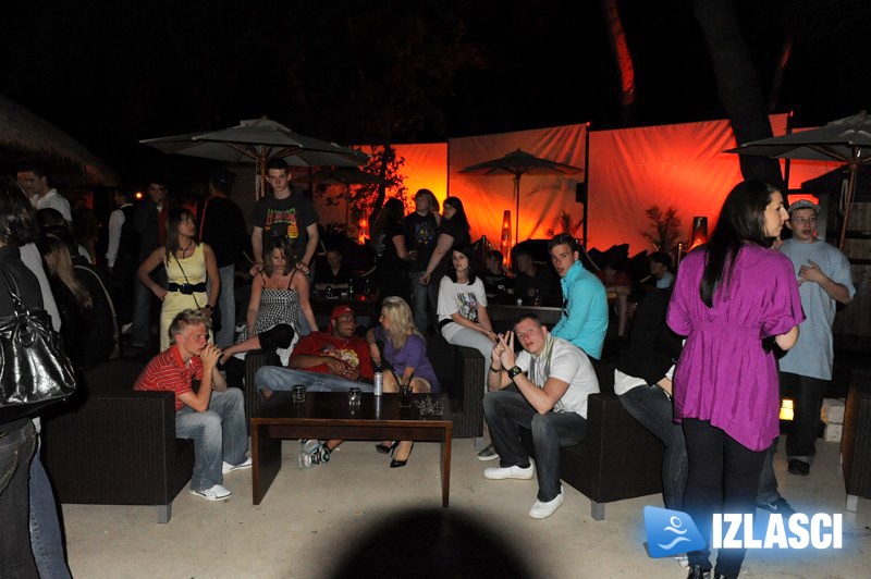 Red Party otvorio ljetnu sezonu i terasu Daylighta