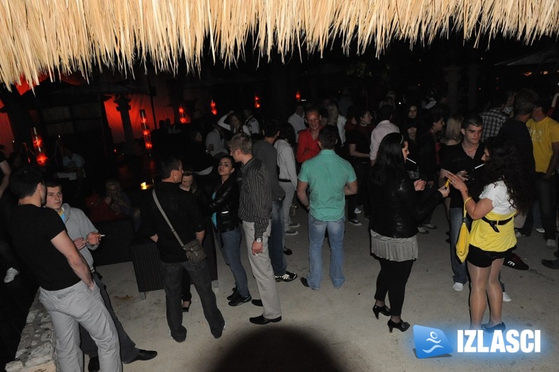 Red Party otvorio ljetnu sezonu i terasu Daylighta