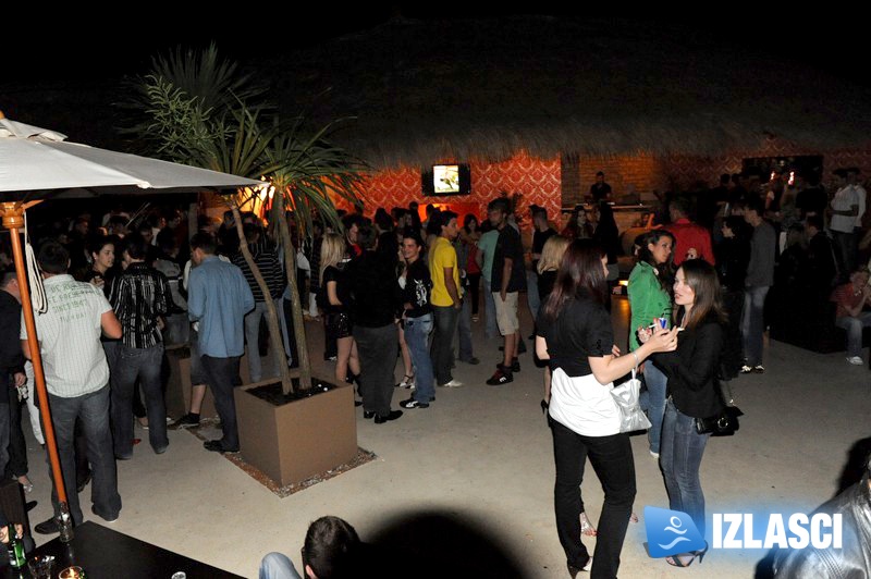 Red Party otvorio ljetnu sezonu i terasu Daylighta Red Party otvorio ljetnu sezonu i terasu Daylighta