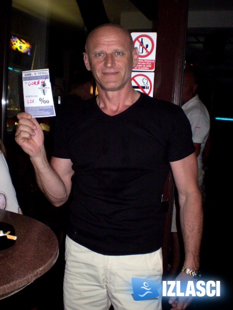 Sexy Policajke opomenama spašavale od kazni na Pagu 