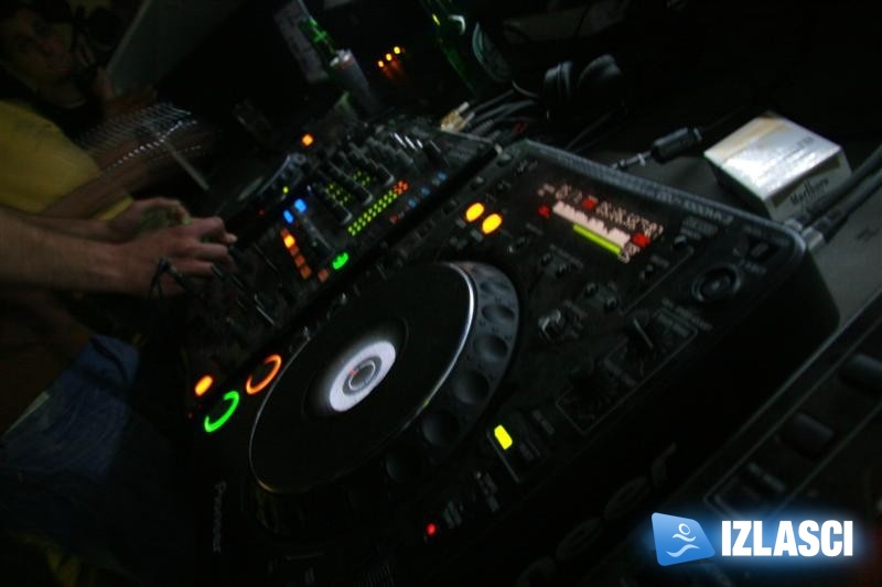 „House Fusion“ spojio zabavu, ples i atraktivne Brazilke
