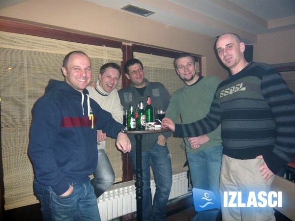 Oggi - mali klub sa odličnim feštama usred Velike Gorice