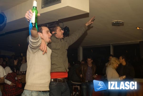 Petak u gradu (Pommery bar, Phanas, Nina2)