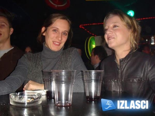 Žestoki koncert Kud Idijota u Max Magnusu