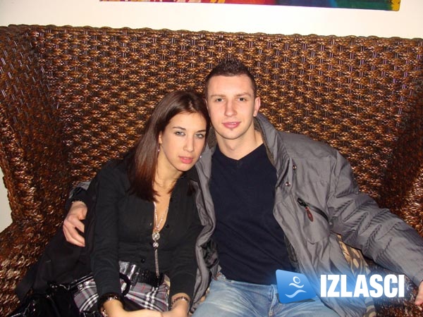 Izlazak u Maat bar