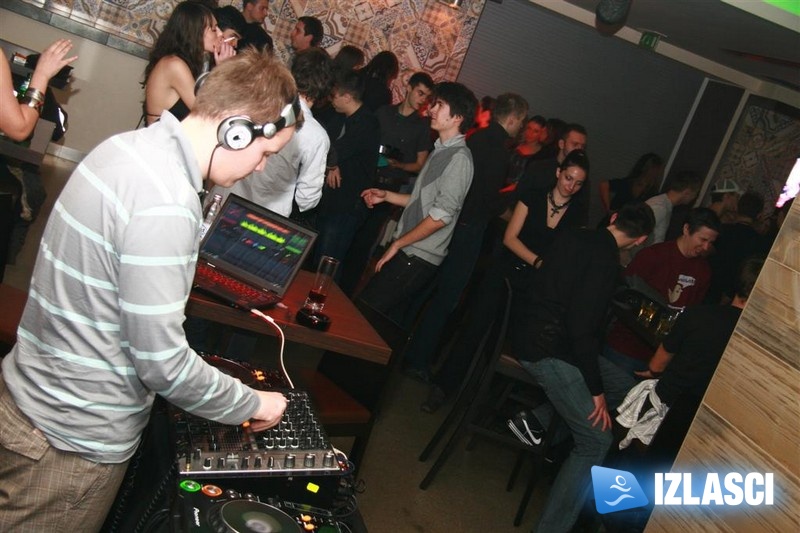 R'n'B Night u Shamballi